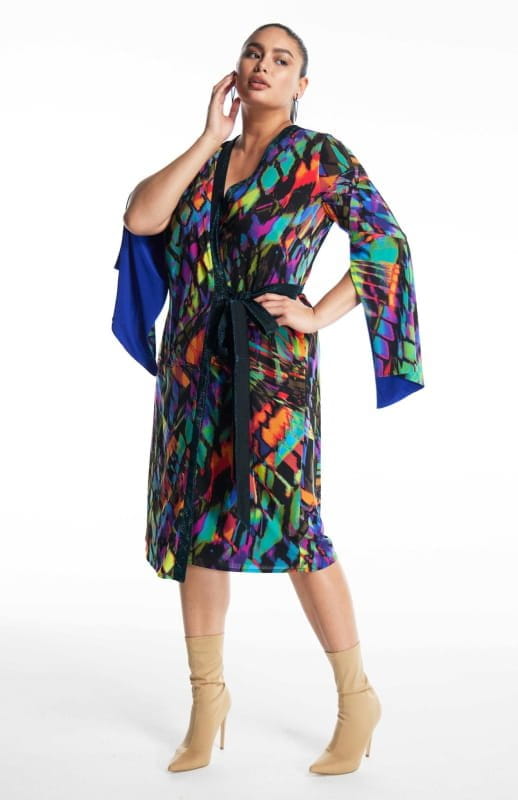 Amalia - Elegant Plus Size Wrap Dress with Sleeves | Michail A / Papillon Amalia - Elegant Plus Size Wrap Dress with Sleeves | Michail A / Papillon