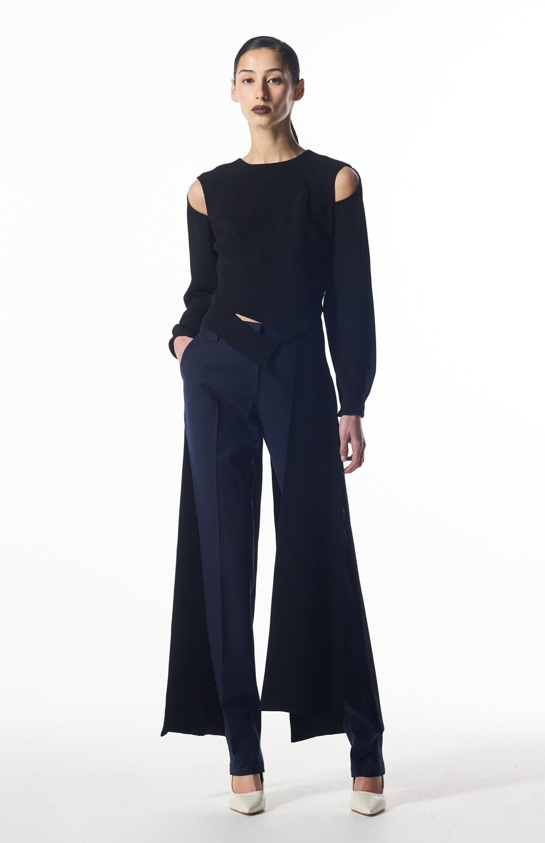 Long sleeve black top