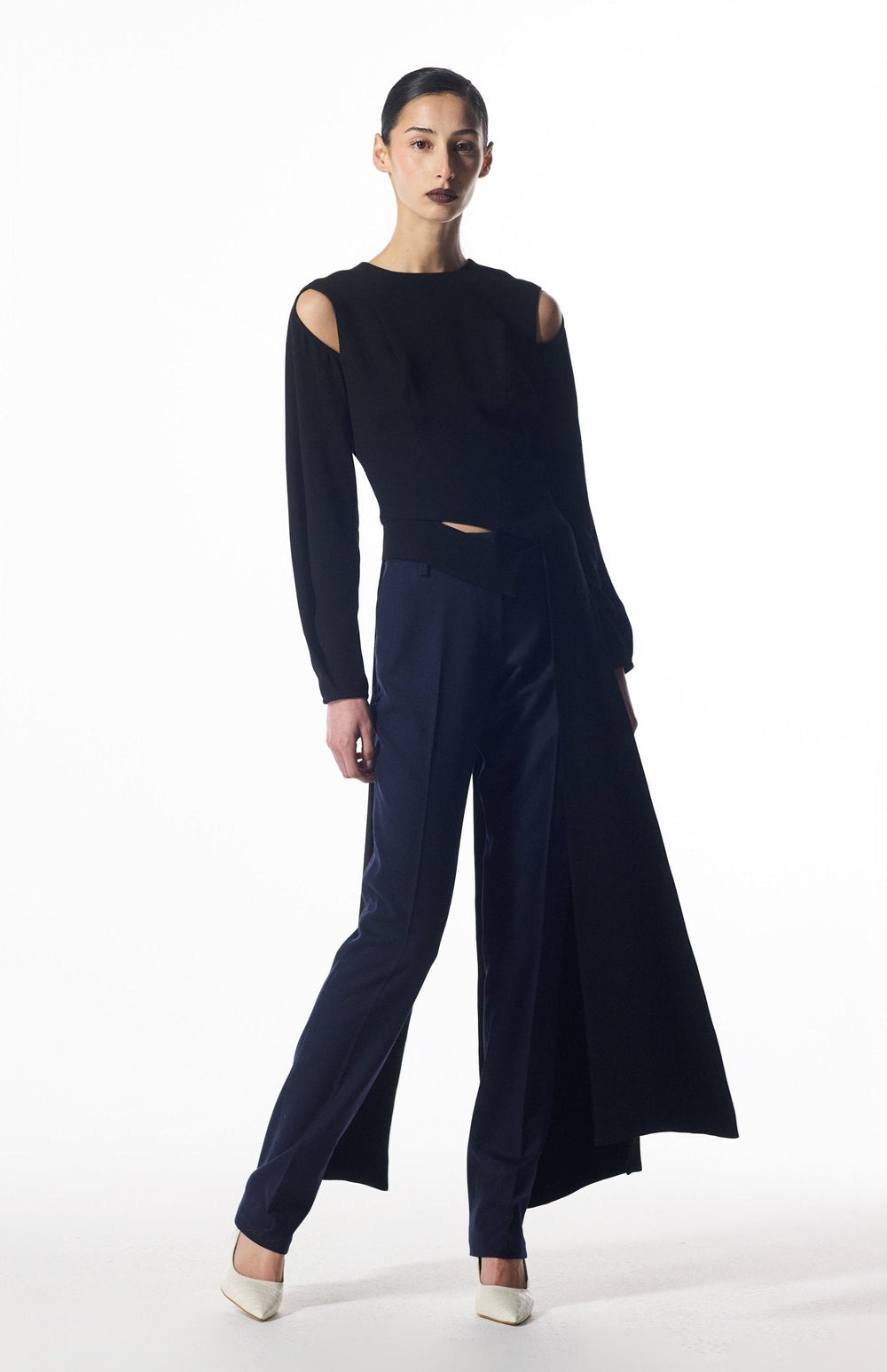 Elegant black top