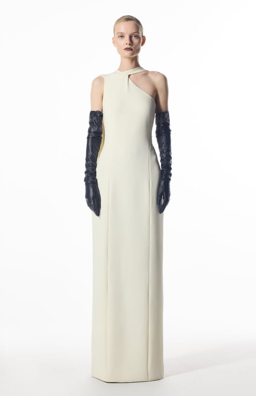 one shoulder ivory gown