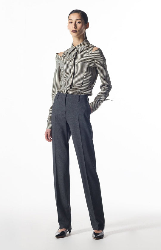 Elegant shirt with cutouts