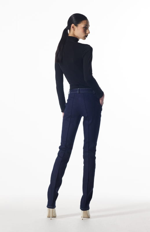 slim fit jeans