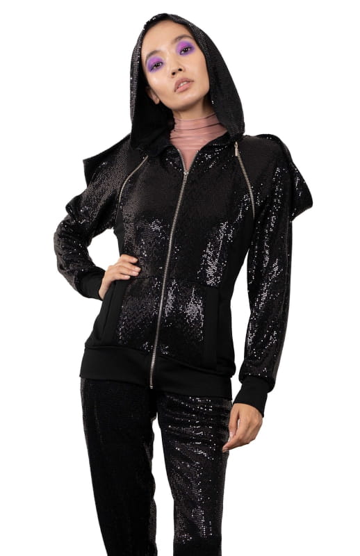https://cdn.shopify.com/s/files/1/0913/5882/files/F2021ECOM_Saturn_Hoodie.mp4?v=1634535918